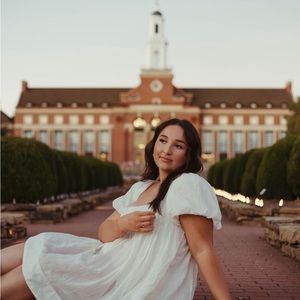 Meet your Posher, Claire